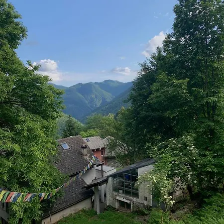 Secret Mountain Retreat Valle Cannobina ロッジ *