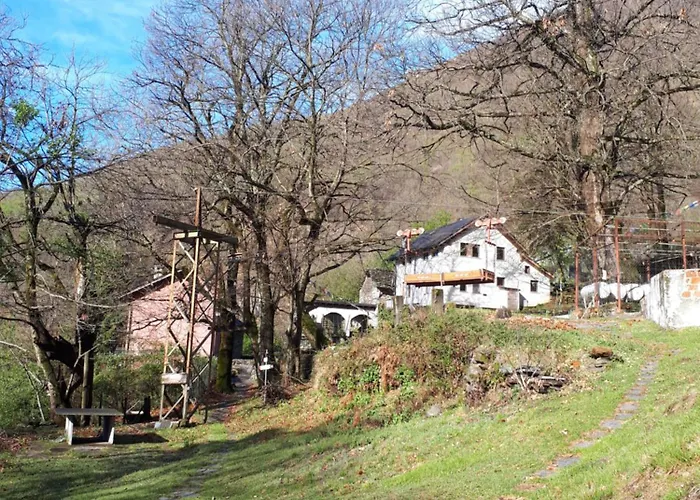 Secret Mountain Retreat Valle Cannobina ロッジ Orasso